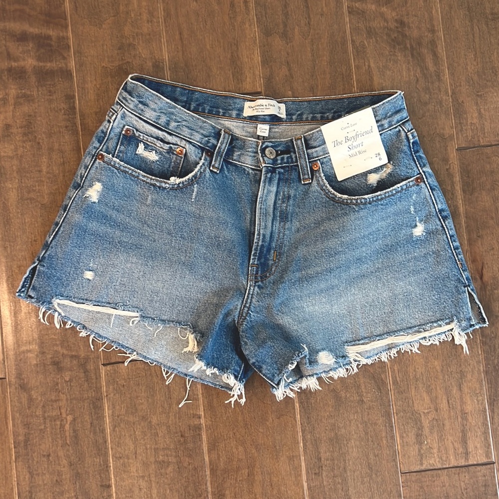 Abercrombie boyfriend Jean shorts 6